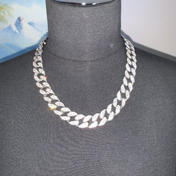 Mens Iced out Cuban Link Chain 16mm 20in